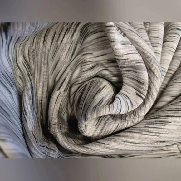 Spyder NWT LS Zip Up Gray Hoodie  Jacket Size Large - Picture 11 of 12